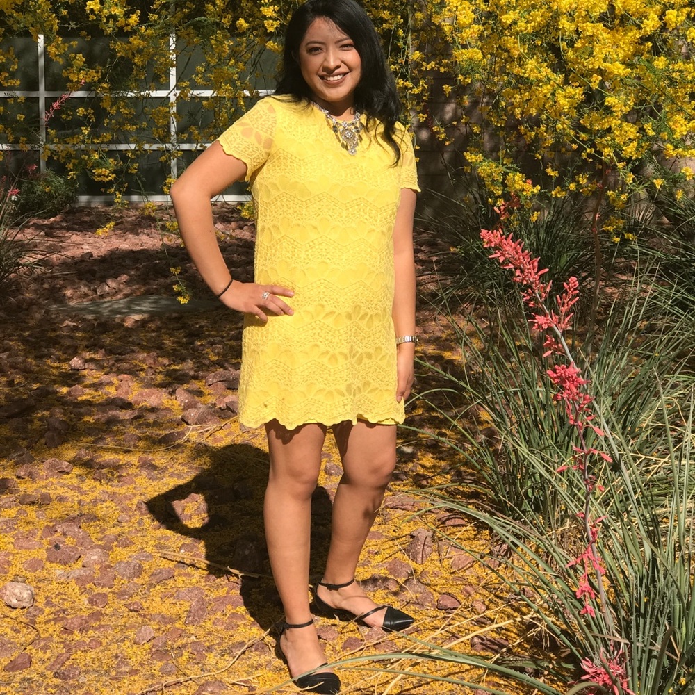Zara Yellow Dress In size L...